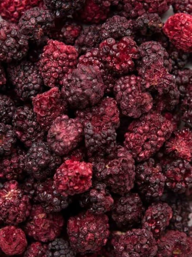 Freeze-Dried Blackberries